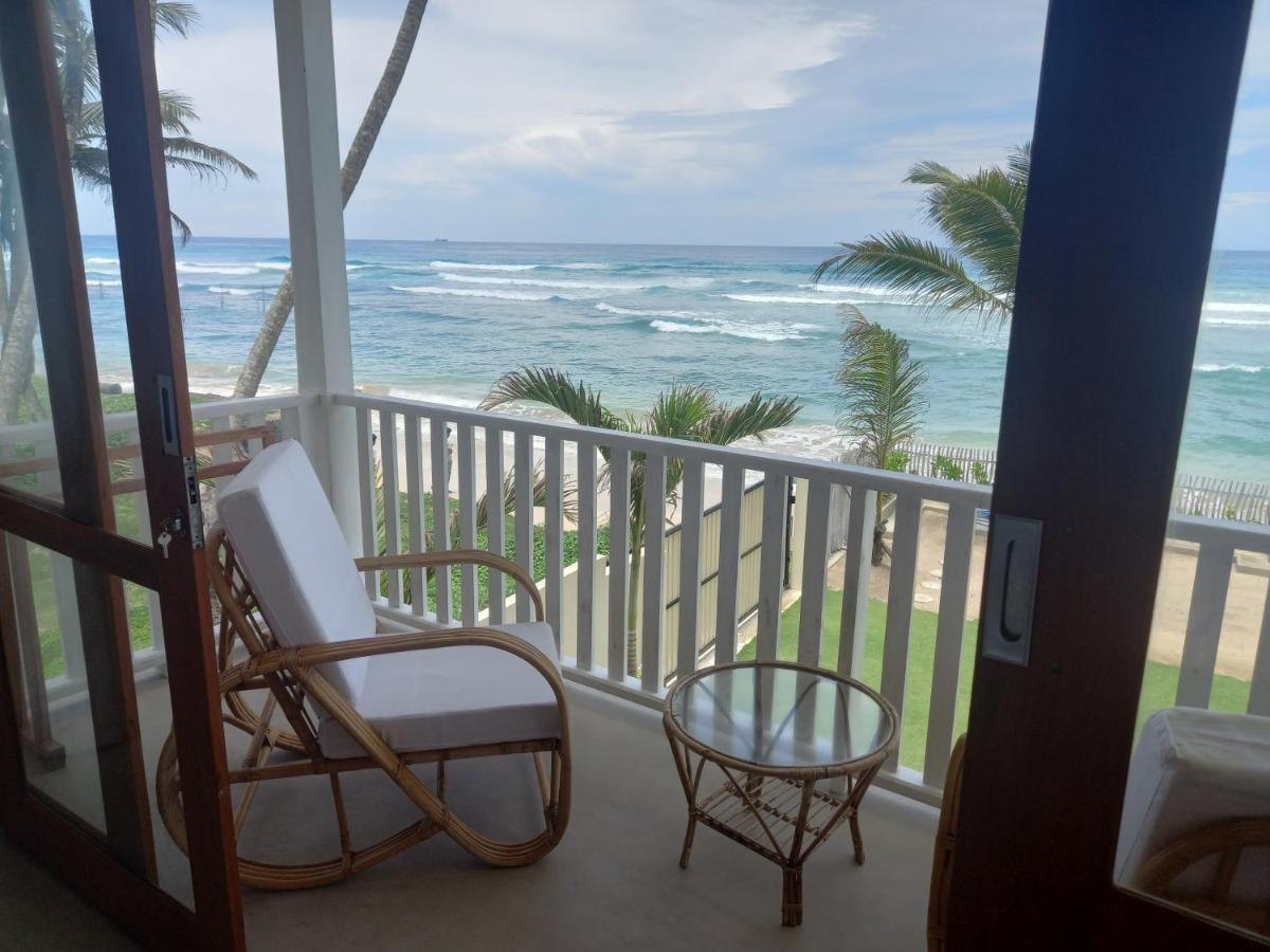 Lihinya Beach Villa Ahangama Extérieur photo