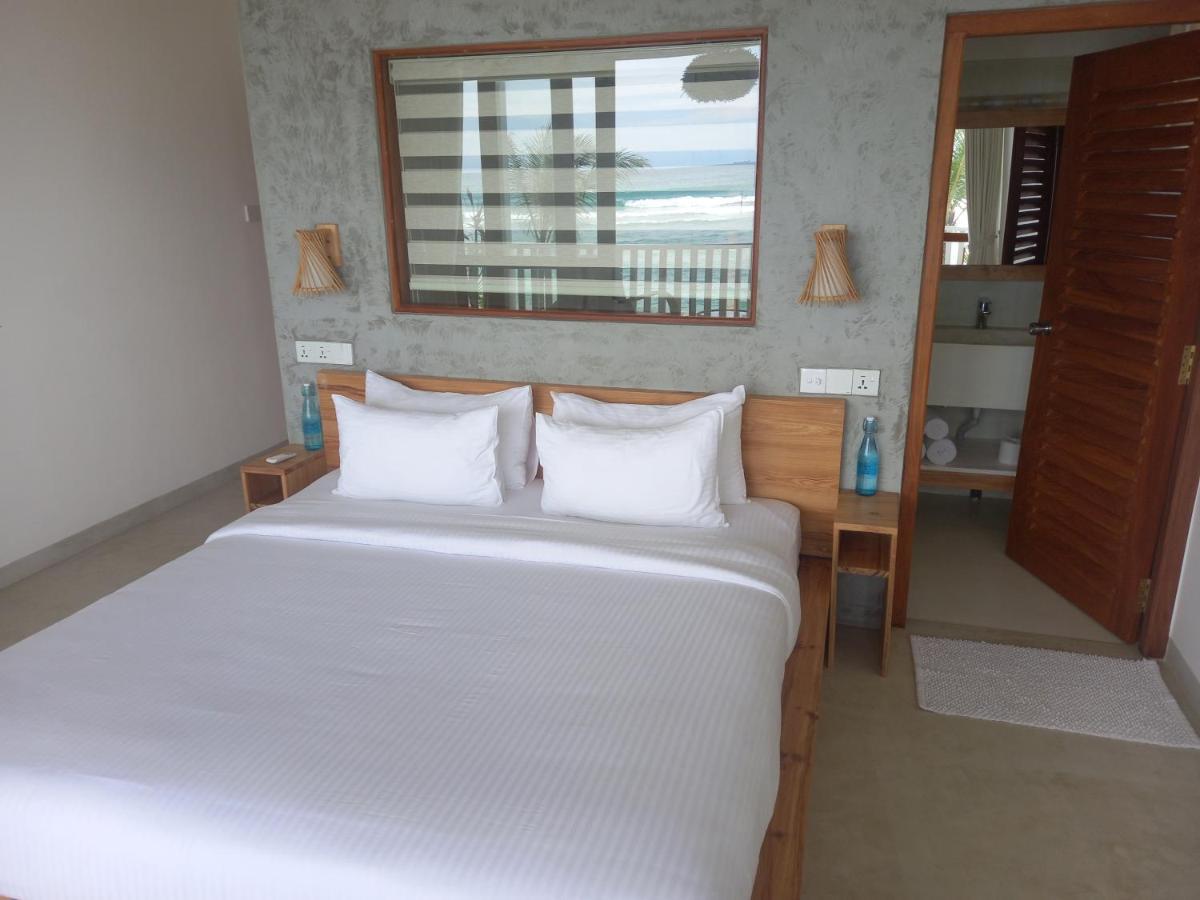 Lihinya Beach Villa Ahangama Extérieur photo